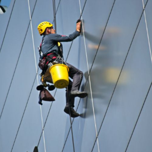 Commercial window cleaning